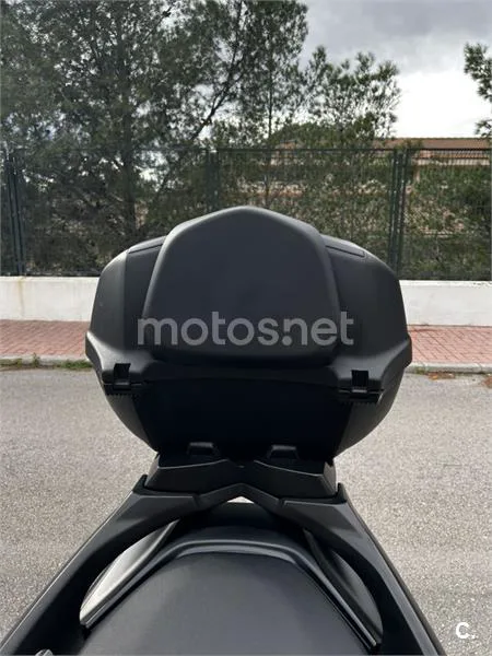 Yamaha TMAX 530 – Vista 8