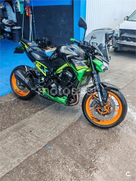Kawasaki Z900 - Vista 14