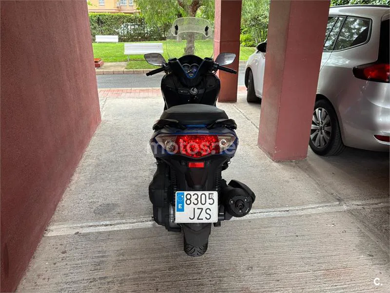 SYM Joymax 300 – Vista 4