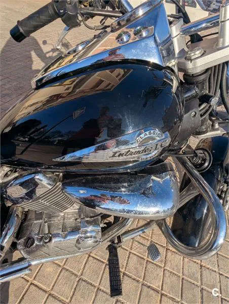 Suzuki Intruder 250 – Vista 5