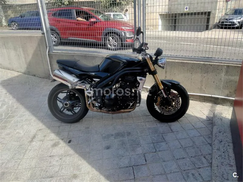 Triumph Speed Triple – Vista 3