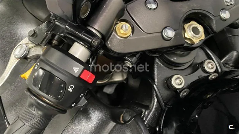 Suzuki Hayabusa – Vista 18