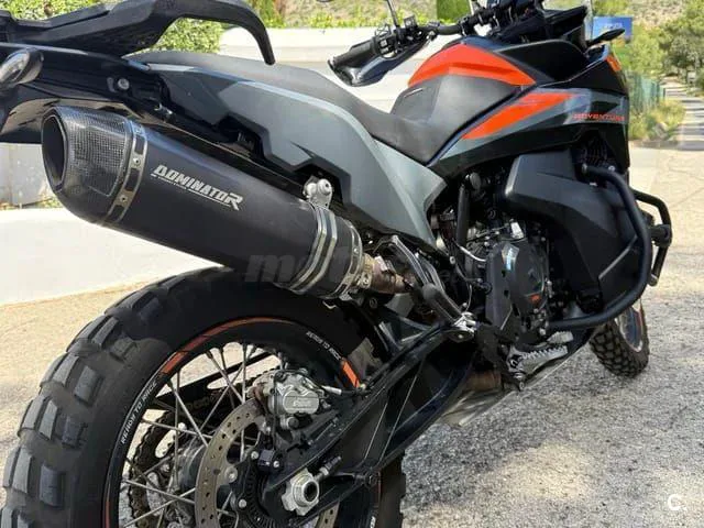 KTM 890 – Vista 5