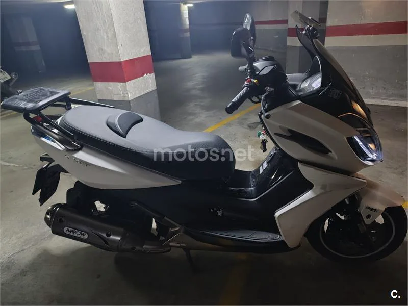 Kymco K-XCT 125i – Vista 6