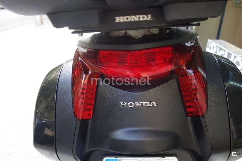 Honda NT 700 Deauville – Vista 12