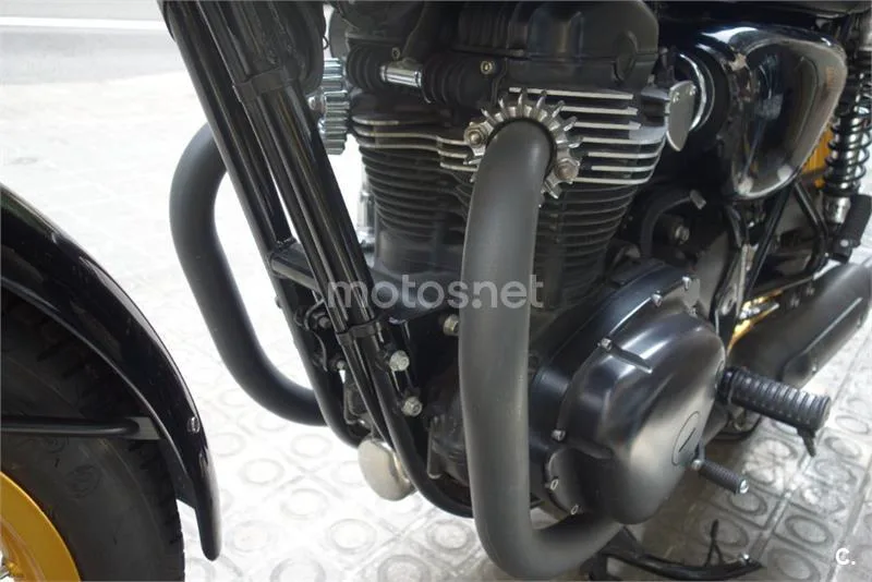 Kawasaki W800 – Vista 14