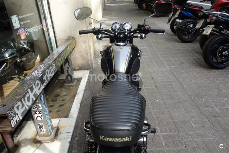 Kawasaki W800 – Vista 9