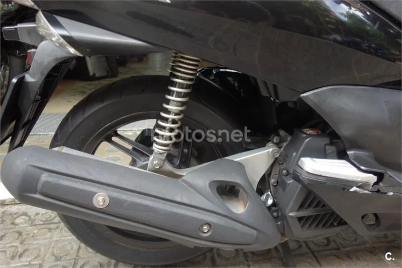 Honda PCX 125 – Vista 3