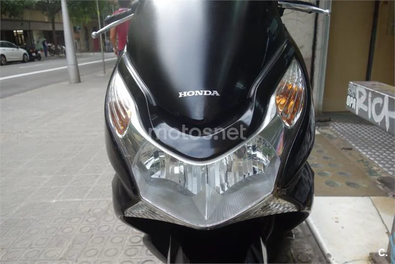 Honda PCX 125 – Vista 10