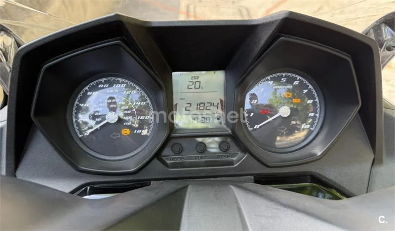 Kymco Super Dink 350 – Vista 6