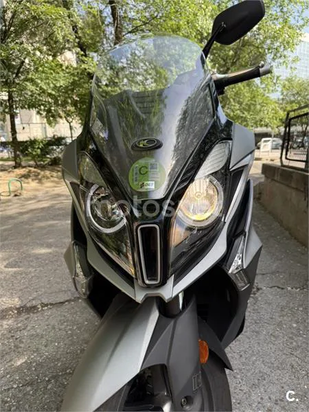 Kymco Super Dink 350 – Vista 8