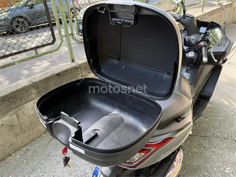 Kymco Super Dink 350 – Vista 10