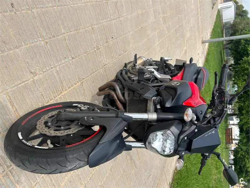 Yamaha MT-09 – Vista 2