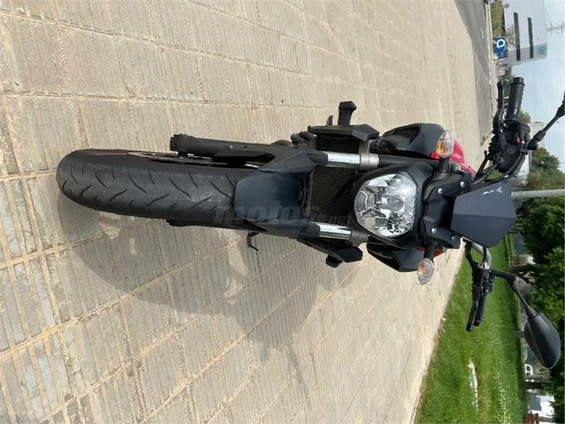 Yamaha MT-09 – Vista 3