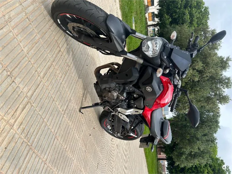 Yamaha MT-09 – Vista 4
