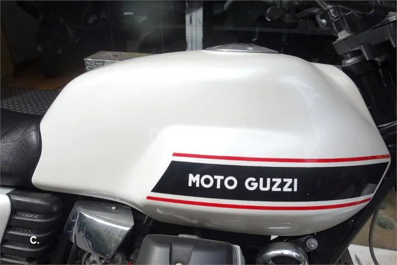 Moto Guzzi V7 Classic – Vista 6