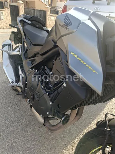 Honda CB 750 – Vista 5
