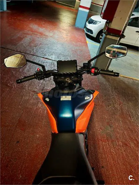 KTM 125 – Vista 7