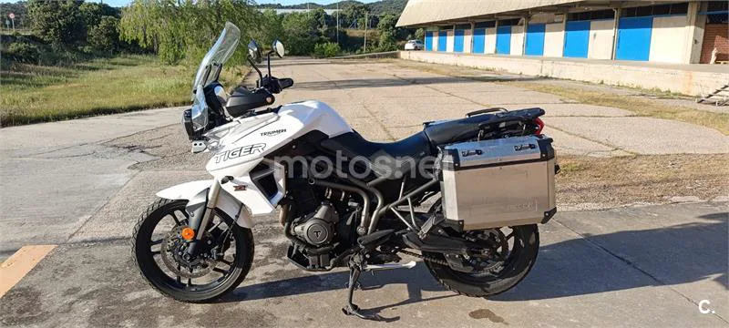 Triumph Tiger 800 XRT – Vista 3