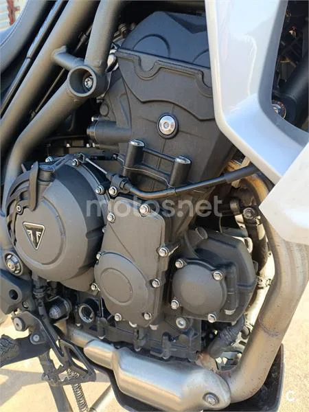 Triumph Tiger 800 XRT – Vista 5