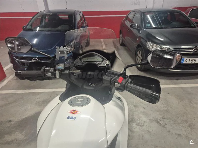 Honda VFR 800 FI – Vista 3