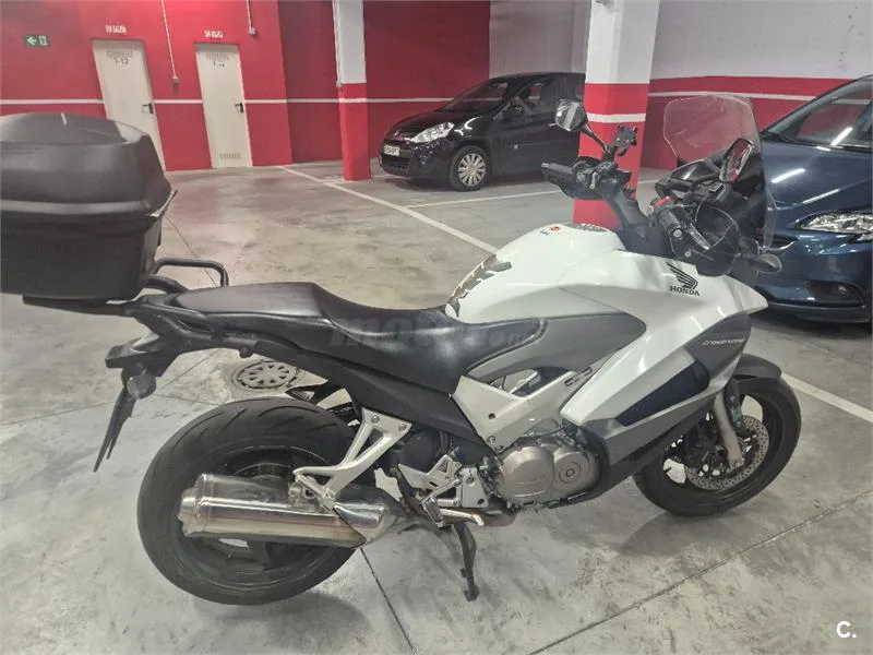 Honda VFR 800 FI – Vista 5