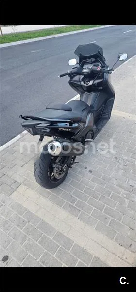 Yamaha TMAX 530 – Vista 3