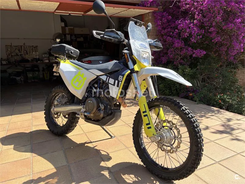 Husqvarna 701 Enduro - Vista 3