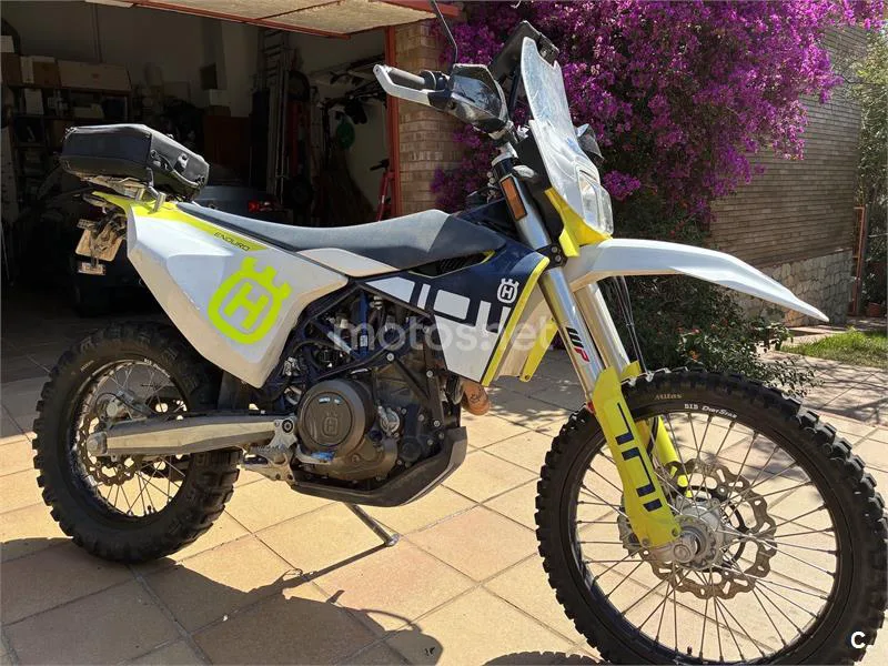 Husqvarna 701 Enduro - Vista 4