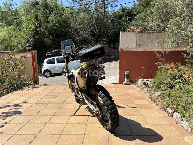 Husqvarna 701 Enduro - Vista 6