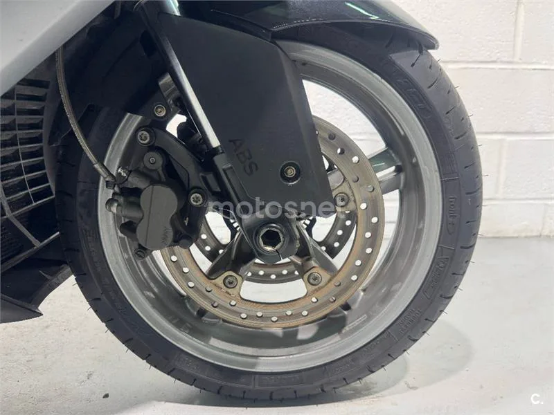 BMW C 650 GT – Vista 12