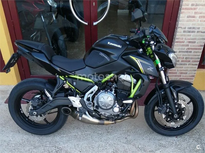 Yamaha MT-07 – Vista 17