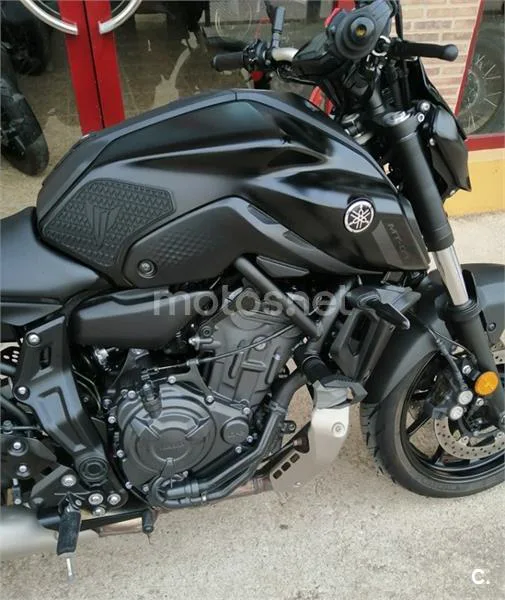 Yamaha MT-07 – Vista 5