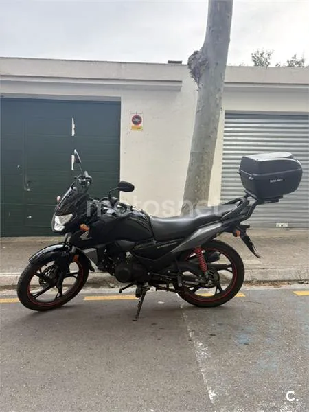 Honda CB 125 – Vista 2