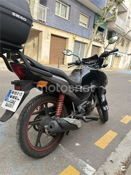 Honda CB 125 – Vista 4