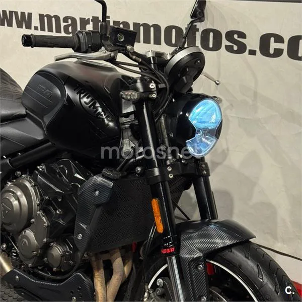 Triumph Trident 660 – Vista 7