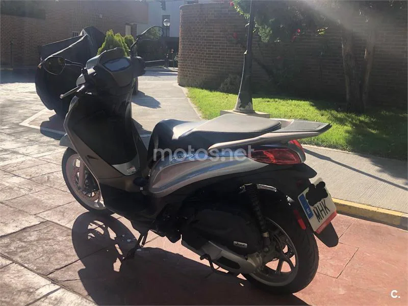 Piaggio Medley – Vista 3