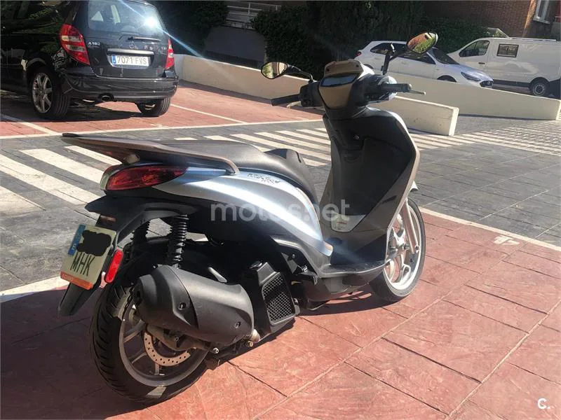Piaggio Medley – Vista 5