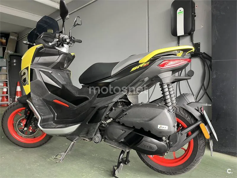 Aprilia SR GT 125 – Vista 4