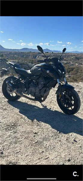 Yamaha MT-07 – Vista 3
