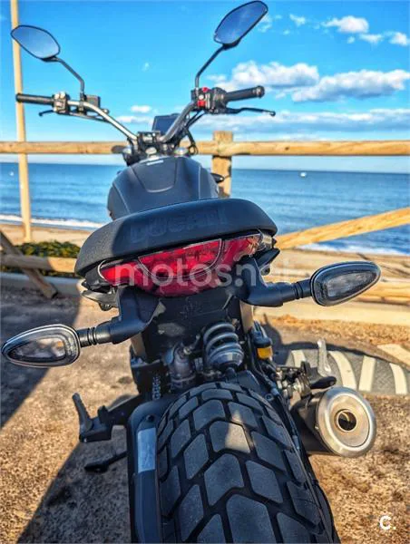 Ducati Scrambler – Vista 2
