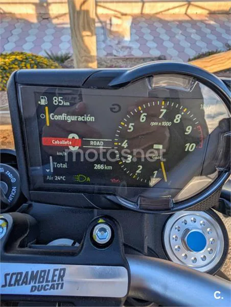 Ducati Scrambler – Vista 4