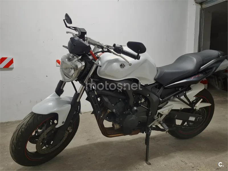 Yamaha FZ6 N S2 – Vista 3