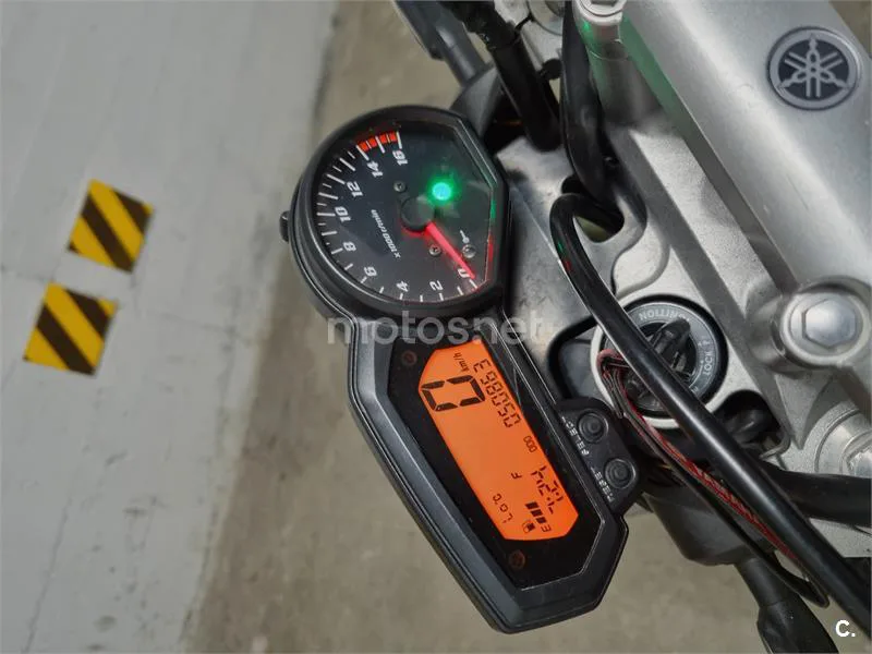 Yamaha FZ6 N S2 – Vista 6