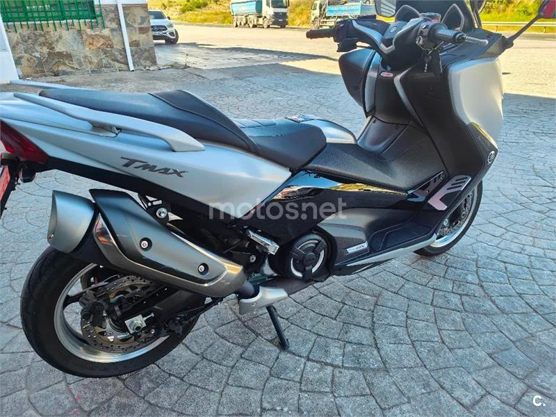 Yamaha TMAX – Vista 5