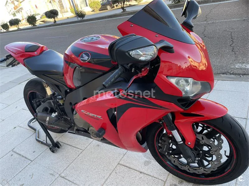 Honda CBR 1000RR Fireblade – Vista 4