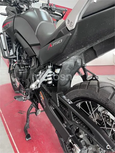 Honda XL 750 Transalp – Vista 6