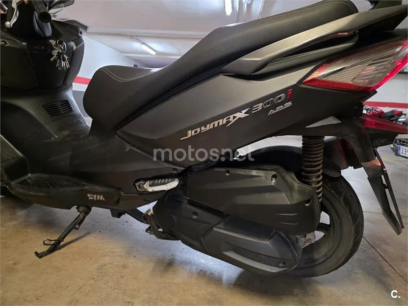 SYM Joymax 300 – Vista 4