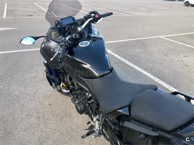 Yamaha Niken – Vista 6