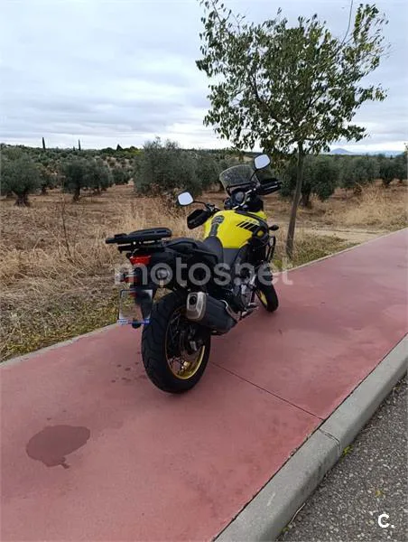 Suzuki V-Strom 650 XT – Vista 5